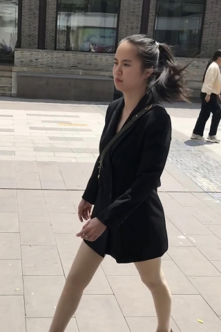 TK152-制服长腿肉丝妹子开闪